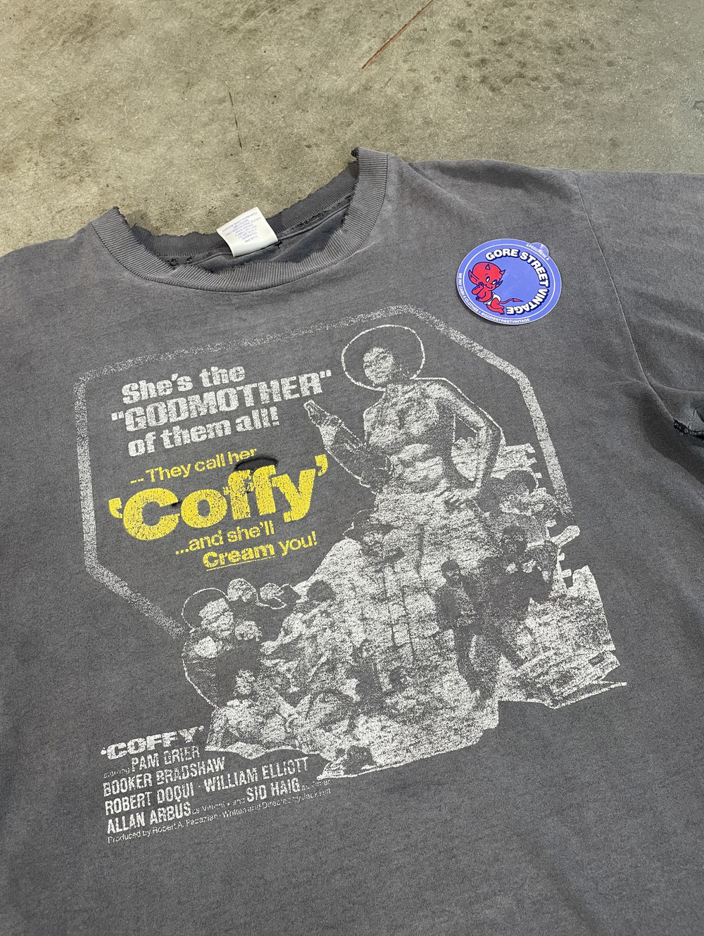 90s Distressed Faded Thrashed Coffy Movie Promo Tee L 21x27